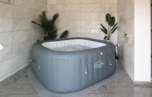 Nice Home In Draganic With House A Panoramic View