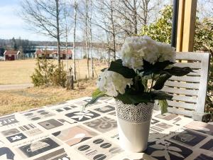 6 person holiday home in RÖRVIK