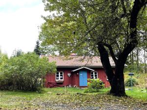 3 person holiday home in UDDEVALLA-By Traum