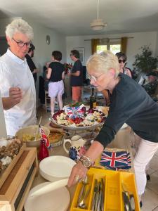 B&B / Chambres d'hotes House in a rural village surrounded by vinyards : photos des chambres