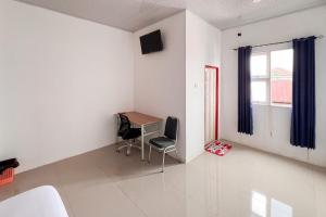 RedDoorz at Ideal Home Banjarmasin