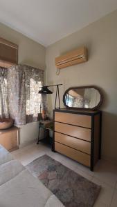 ANHAAZ Lakefront Retreat