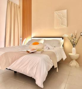 SsrHome325 Light Luxury Floating Bed B&B Seremban4r3b B&B 轻奢风格 - 3hvězdičkové hotely ve městě Seremban