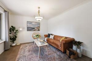 Beaufort Retreat - 4BR Family Stay - Hyde Park