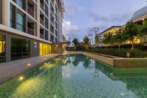 C231 Brand-New 1BR Prime Spot Pool&Gym Near Beach