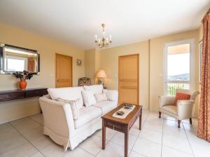 Villas Villa in Limoux with Private Pool & Mountain Views : photos des chambres