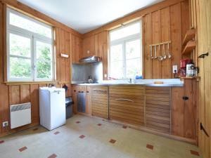 Holiday Home in Luzy with Fenced Garden