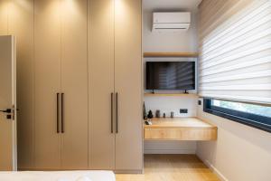 Rooms151 Smart Suite in the Heart of Athens 1st floor-2B