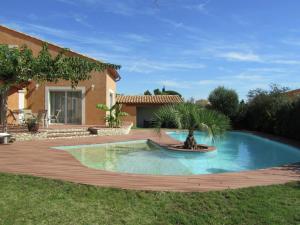 Villas Villa in Rodilhan with Private Heated Pool : photos des chambres