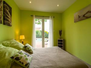 Villas Villa in Rodilhan with Private Heated Pool : photos des chambres