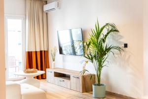 Mellow Apartment Steps away from Acropolis and the Metro Station in Koukaki by Lumen Living