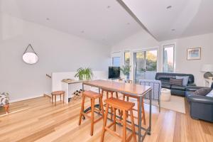 Grove Hideaway - Peaceful 2 bed townhouse