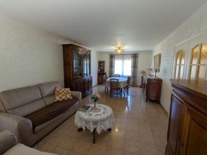 Gîte paisible à Villemandeur avec jardin, près de Montargis - FR-1-590-579