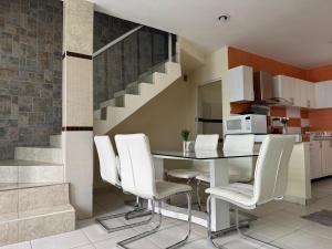 Casa amarilla Los volcanes