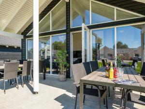 16 person holiday home in Hasselberg