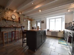 Maisons de vacances Holiday Home in Saint-Remy near Beach : photos des chambres