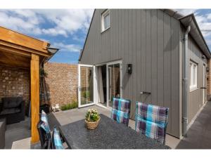 Holiday Home Westkapelle near Beach