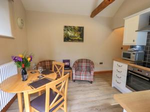 Abbots Reading Suite