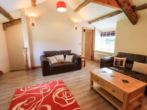 Abbots Reading Mews 1