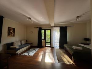 Casa Trei Brazi Bratca