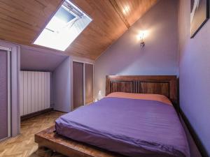 Villa with Pool & Views in Sérilhac
