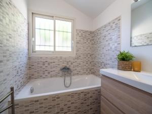Villas Beautiful villa with private heated pool : photos des chambres