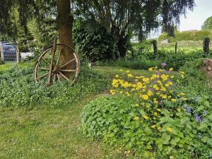 Maisons de vacances Holiday Home in Pionsat : photos des chambres