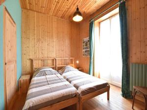 Maisons de vacances Mansion in Martigny with Heated Pool & Vineyards : photos des chambres