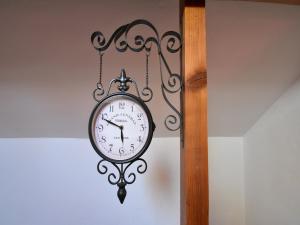 Maisons de vacances Cottage in France with Garden near Lake : photos des chambres