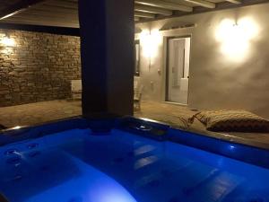 One-Bedroom Villa with Private Spa-Hydromasaz and Sea View