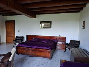 Maisons de vacances Holiday Home in Vieure near Lake and Garden : photos des chambres