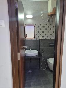 kurinji Aishwaryam Serviced Apartment