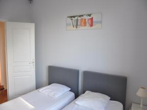 Villas Villa near Les Etangs de Bages Lake : photos des chambres