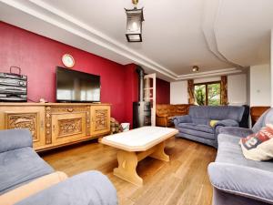 Holiday Home in Schצnberg with Jacuzzi