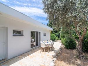 Villas Villa in Pouzols with Private Pool & Vineyards : photos des chambres