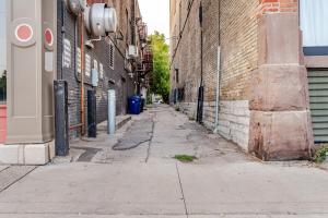 Great 1BR Apartment near VIA Rail