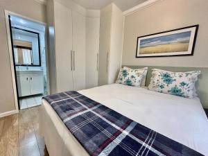 Apart-Hotel Próximo Metrô c garagem UH 802