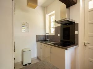 Maisons de vacances Cozy Payzac Home with Garden : photos des chambres
