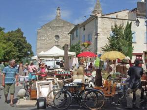 Villas Elegant Villa Near Ardeche : photos des chambres