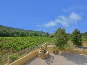 Villas Elegant Villa Near Ardeche : photos des chambres