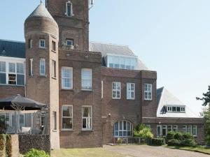 Apartment in Bergen aan Zee near the Beach