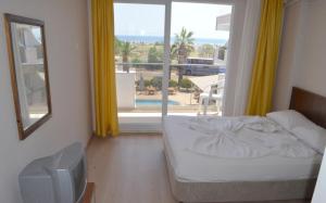 Double Room with Pool View room in Mulka Hotel