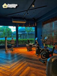 Sri Indah The Eleventh 5pax
