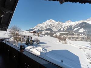 Apartment in Leogang near Ski Lift