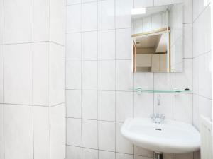 Farmhouse in Ulicoten near Forest Trails