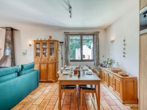 Villas Villa in Prades with Private Pool : photos des chambres