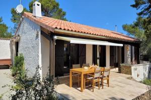 Villas Villa in Prades with Private Pool : photos des chambres