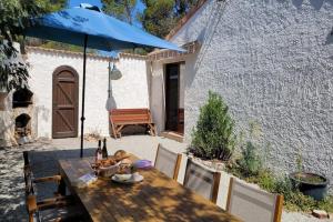 Villas Villa in Prades with Private Pool : photos des chambres