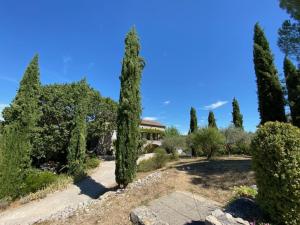Villas Sunlit Villa in Banne : photos des chambres