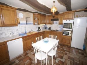 Holiday Home in Muret near Château Colombier